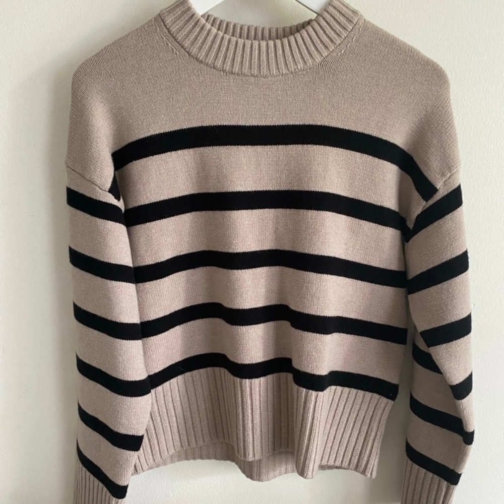 H&M sweater
